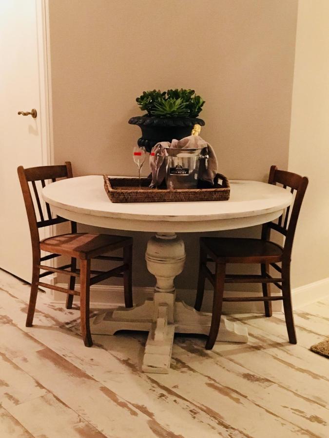 De Vijverkamer-----privé diner op de kamer mogelijk!! Hoogeveen Extérieur photo