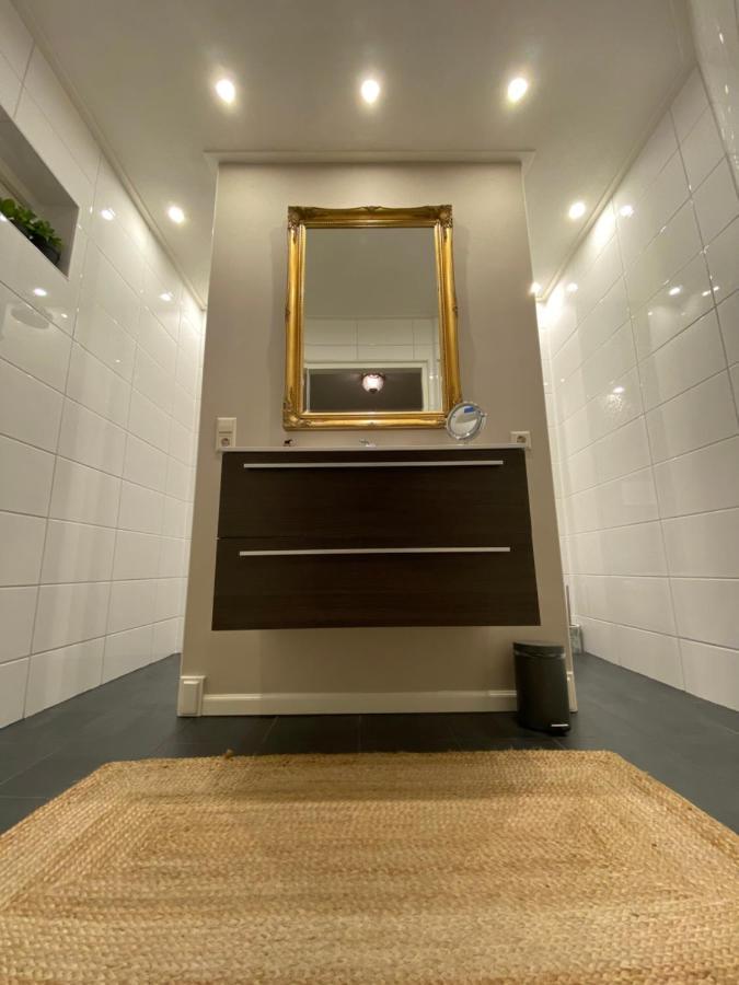 De Vijverkamer-----privé diner op de kamer mogelijk!! Hoogeveen Extérieur photo