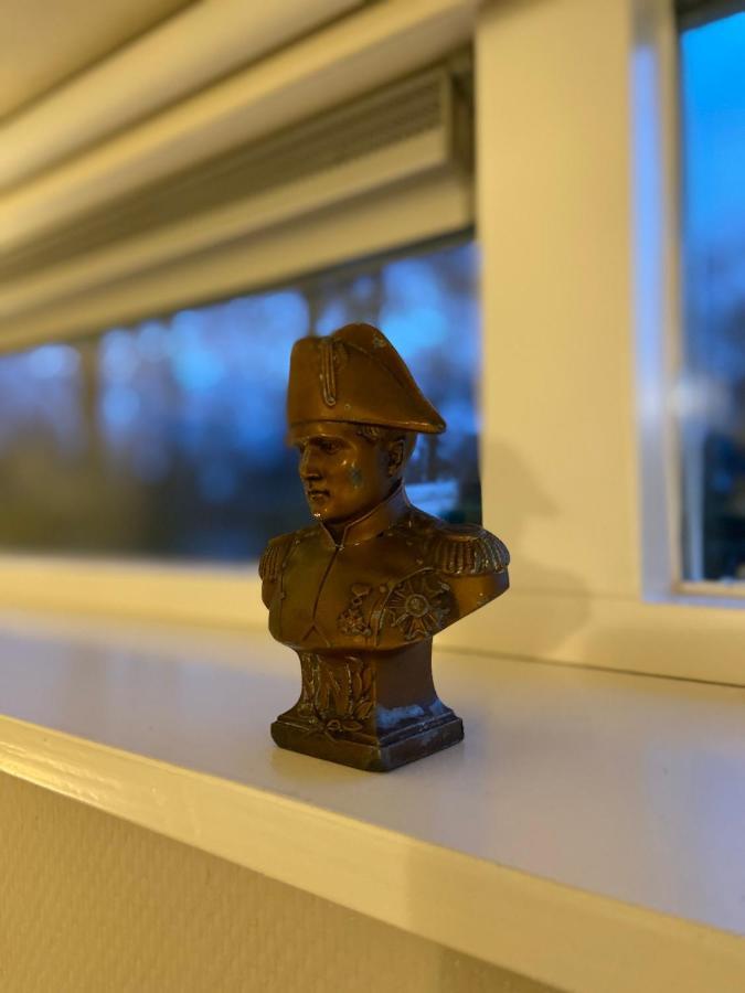 De Vijverkamer-----privé diner op de kamer mogelijk!! Hoogeveen Extérieur photo